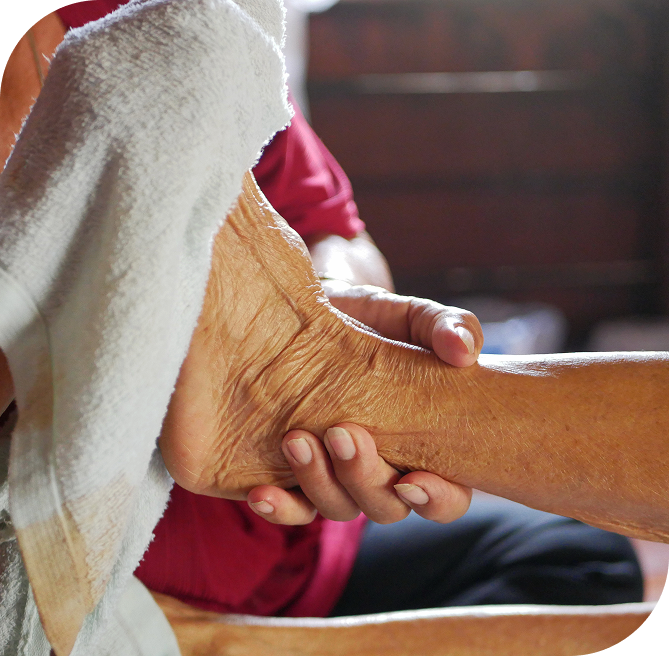 Aide à la toilette pour garantir l'hygiène